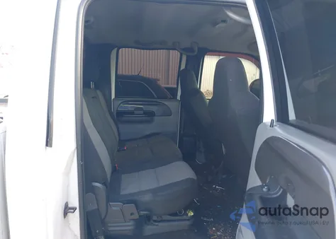 2004 Ford F-250 Lariat/Xl/Xlt z USA, uszkodzony, nr VIN 1FTNW21P64EC61055